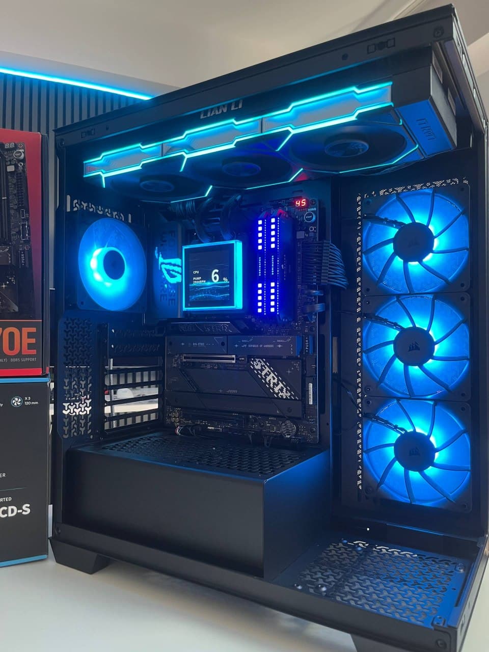 Corsair x Lian Lİ | 9800x3D / X870E-E / 32GB Ram Ekran Kartsız PC — görsel 4/9