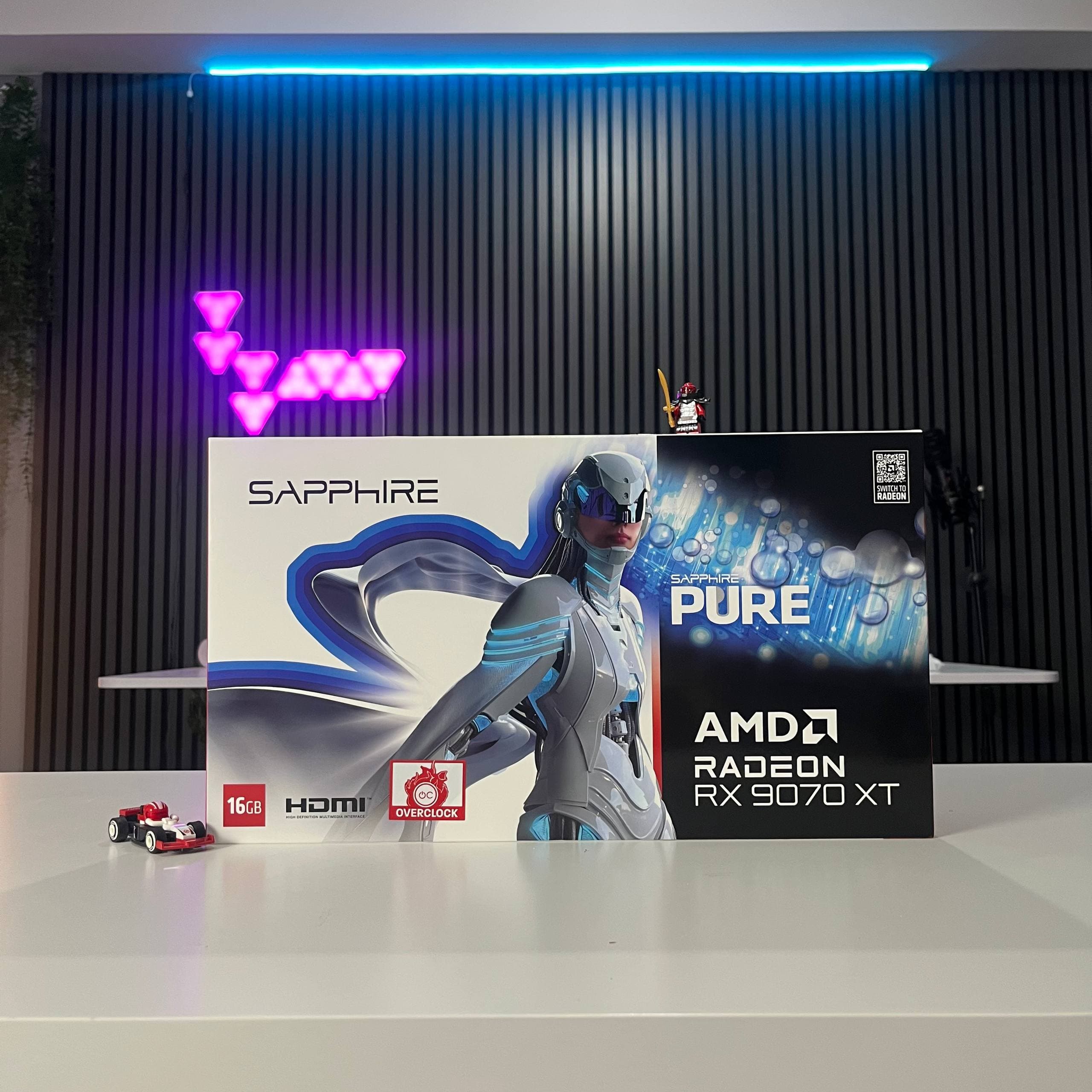 Sapphire RX 9070 XT Pure 16 GB Ekran Kartı — görsel 1/2